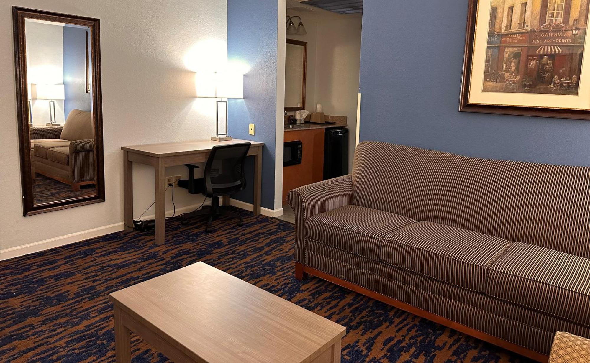 Baymont By Wyndham Indianapolis Northwest Hotel Exterior photo