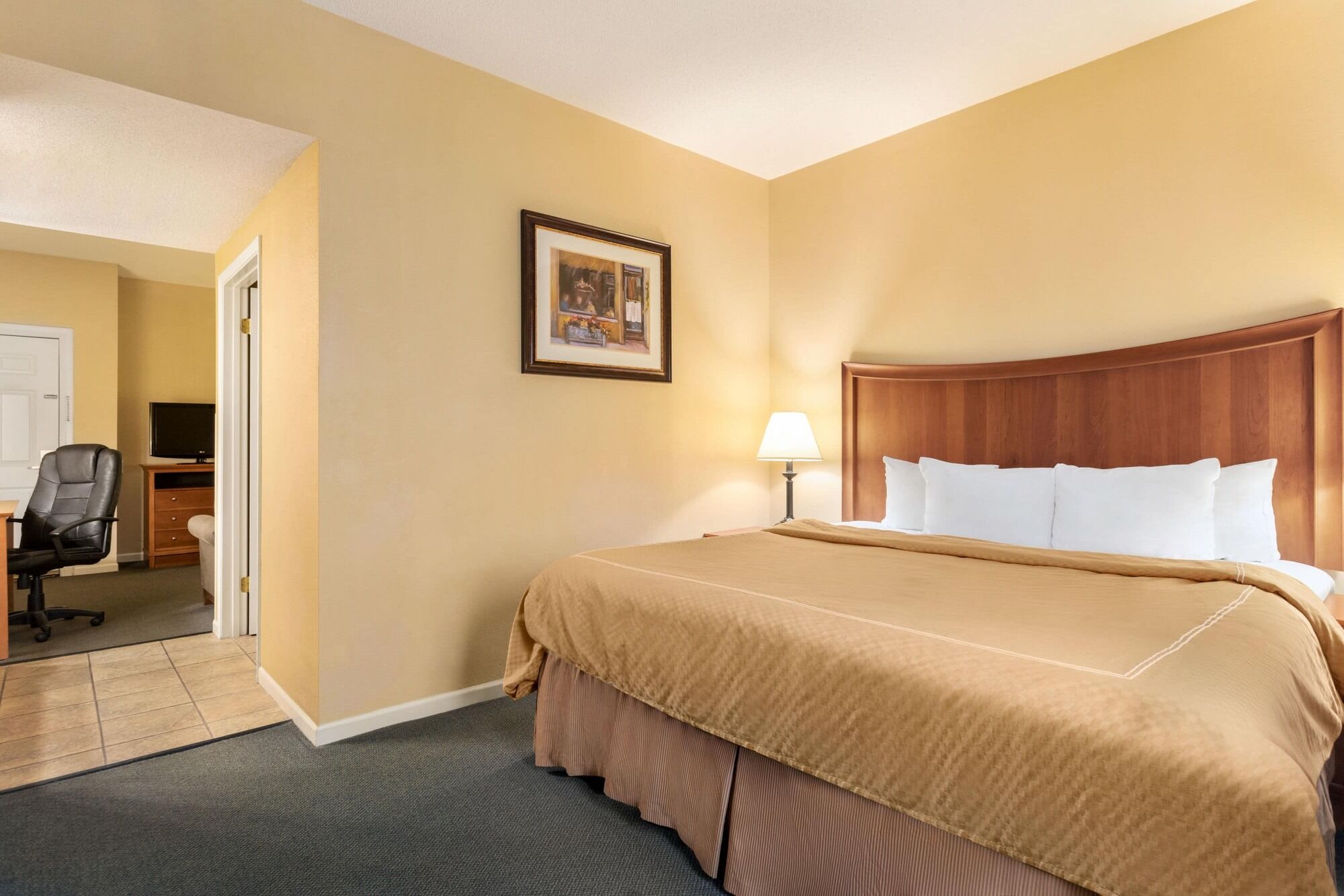 Baymont By Wyndham Indianapolis Northwest Hotel Exterior photo
